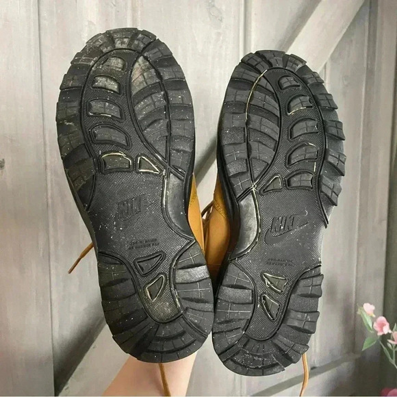 Nike Manoa LTR Big Kids' Boots Tackle Cold Wet Weather Size 4.5 Youth - Picture 5 of 17